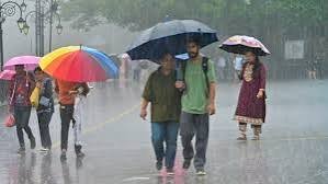 Rain Alert Today: दिल्ली-UP से पहाड़ों तक बारिश का खतरा, हिमाचल-उत्तराखंड में बढ़ी चिंता; जानें IMD का ताजा अपडेट